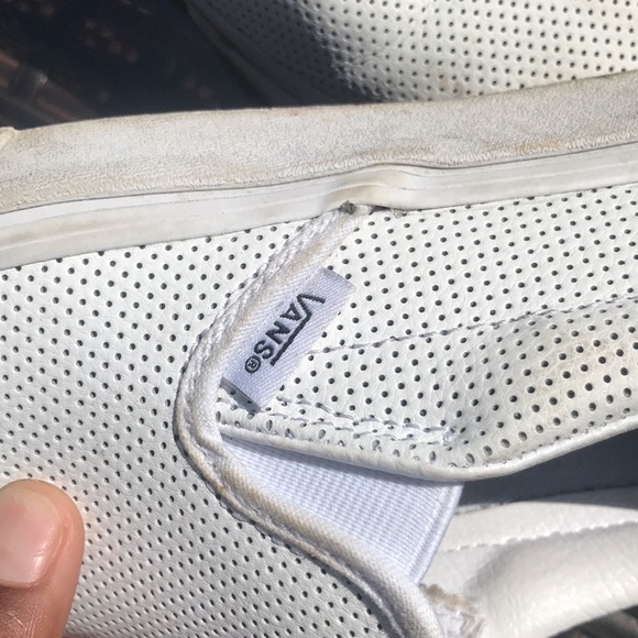 White slip on vans - Picture 3 of 5
